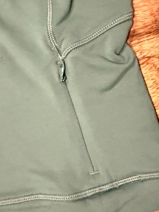 Lululemon Its Rulu Run Cropped Half Zip Size 8 - Picture 4 of 13